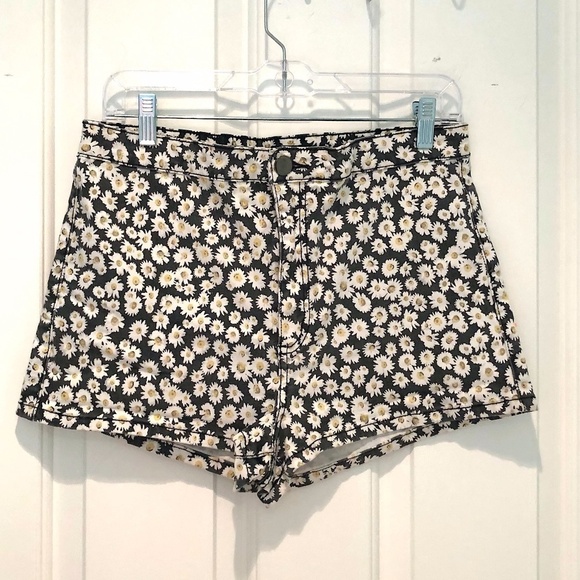 Forever 21 Pants - X Forever 21 Black Daisy Print Cotton Blend Denim High Rise Shorts  (31)